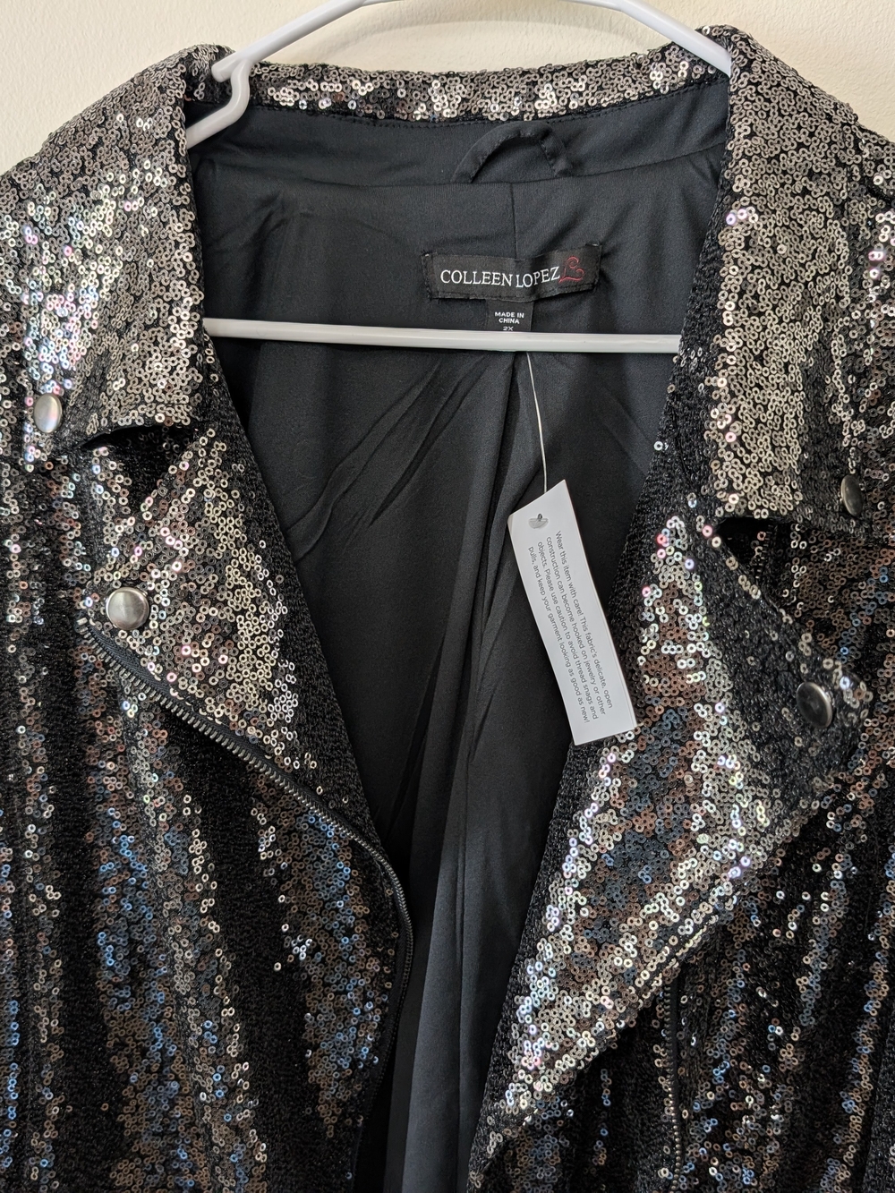 Colleen Lopez Silver Sequin Moto Jacket - Picture 5 of 12